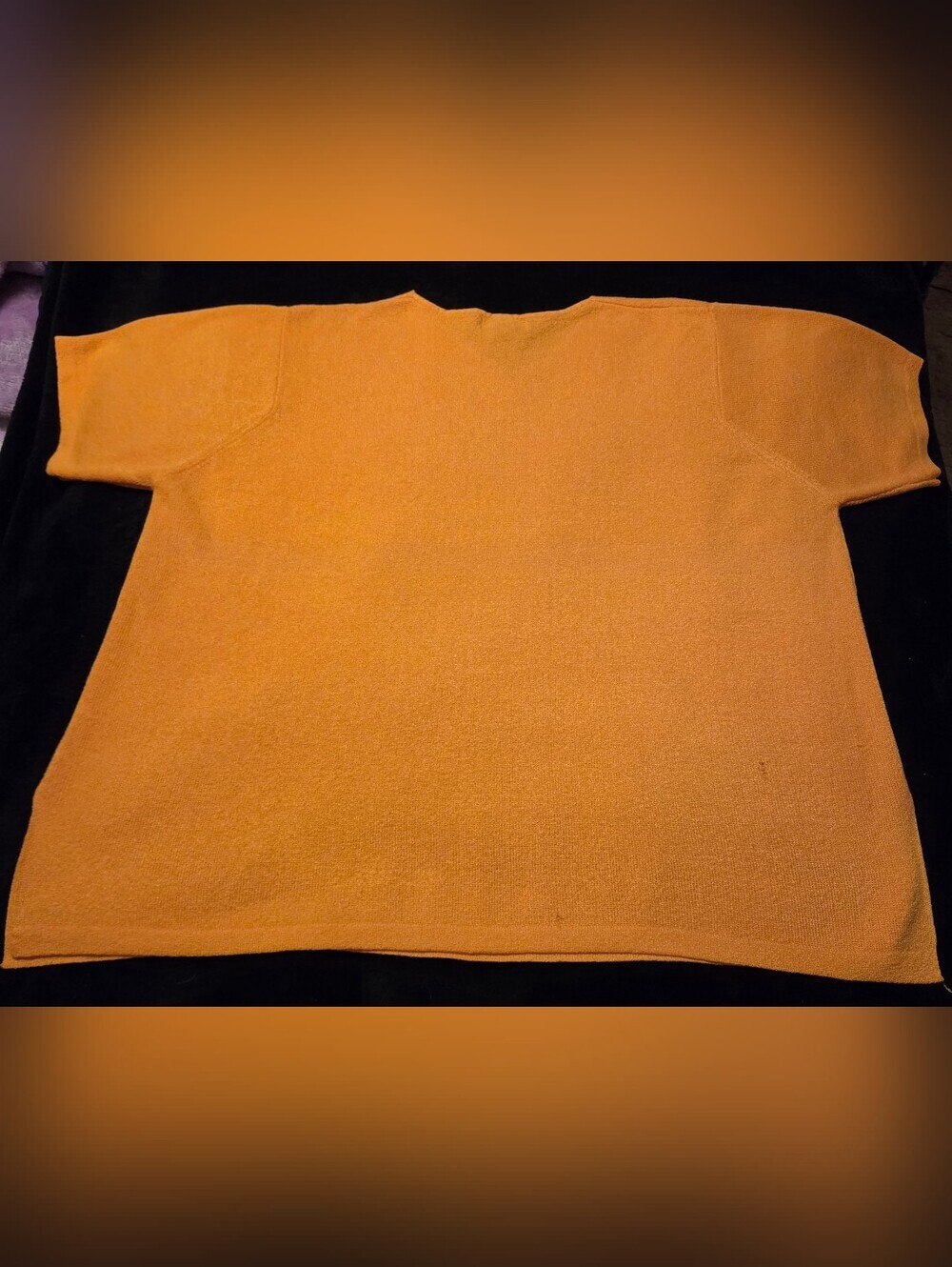 UC Lane Bryant Orange Short-Sleeve V-Neck Tee Women 26/28 - Picture 5 of 8